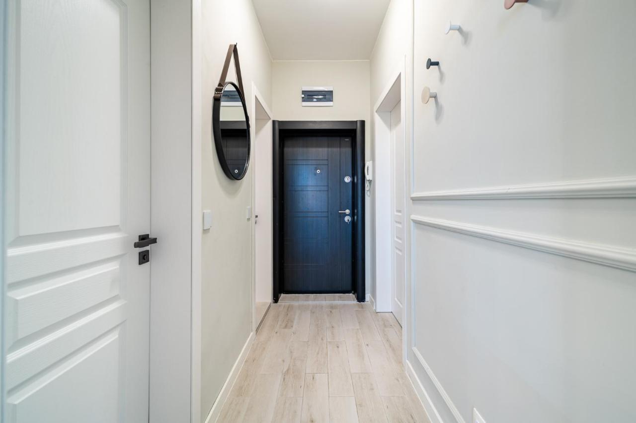 Smart Central Apartment Varna Exterior foto