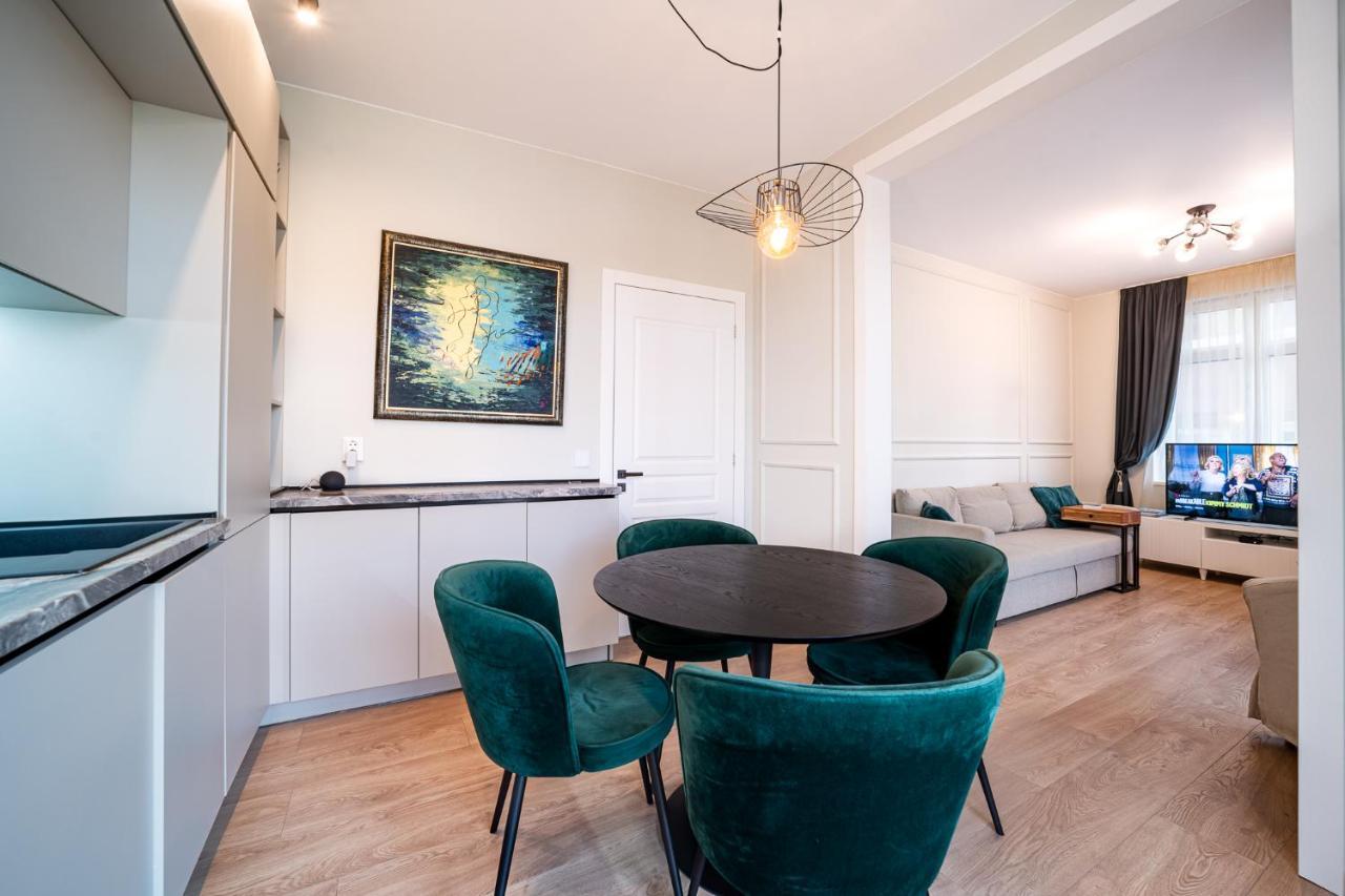 Smart Central Apartment Varna Exterior foto