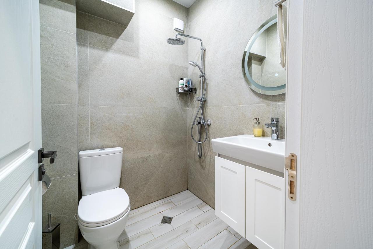 Smart Central Apartment Varna Exterior foto